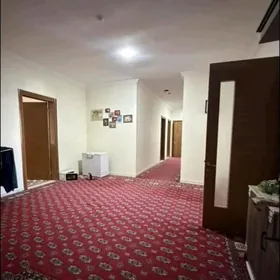 13 tapgyr 3 komnat 205m²