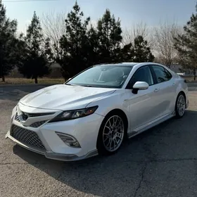 Toyota Camry 2023
