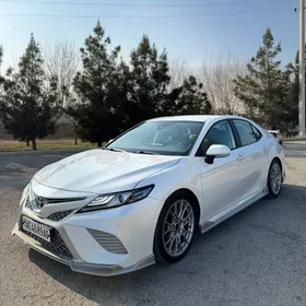 Toyota Camry 2023