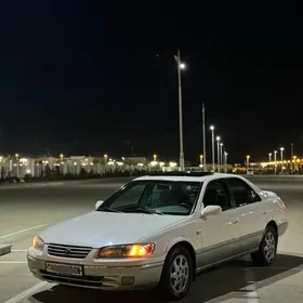 Toyota Camry 1997