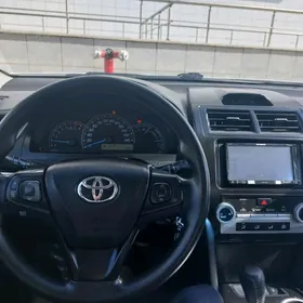 Toyota Camry 2017