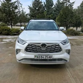 Toyota Highlander 2023