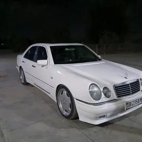 Mercedes-Benz E55 AMG 1999