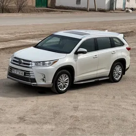 Toyota Highlander 2017