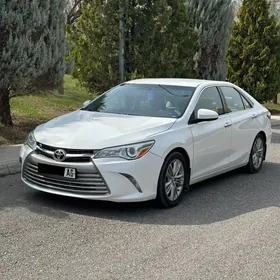 Toyota Camry 2016