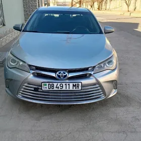 Toyota Camry 2015