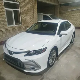 Toyota Camry 2022