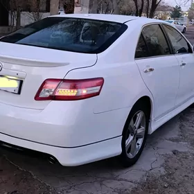 Toyota Camry 2010