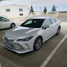 Toyota Avalon 2022