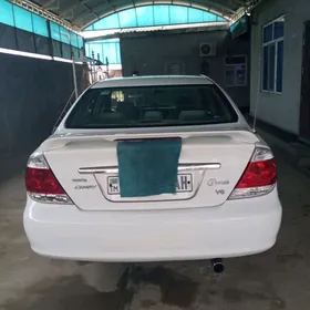 Toyota Camry 2005