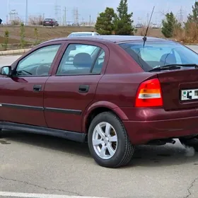 Opel Astra 2000