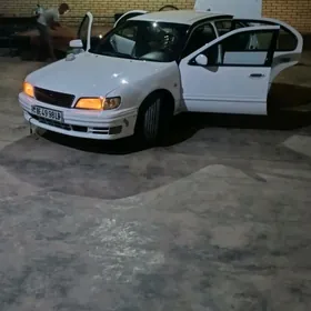 Nissan Maxima 1998