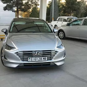 Hyundai Sonata 2021