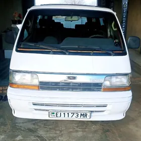 Toyota Hiace 1990