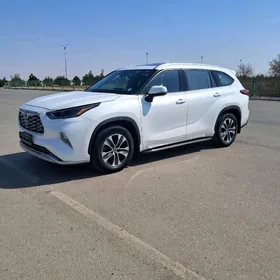 Toyota Highlander 2020