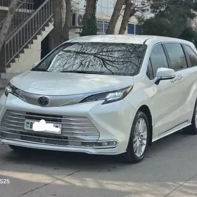 Toyota Sienna 2021