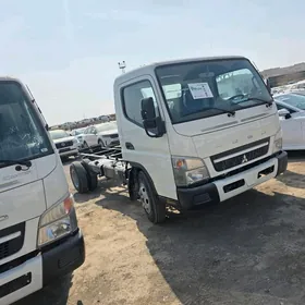 Mitsubishi Canter 2025