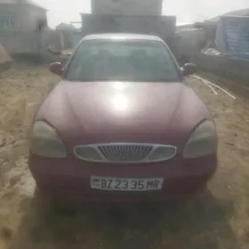Daewoo Nubira 2000