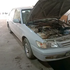 Toyota Corona 1997