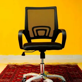 Setka kreslo isgarler üçin.