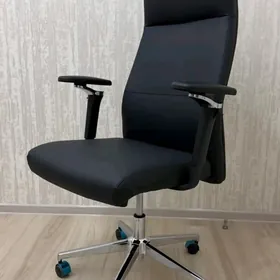 Koza kreslo direktorskiy kresl