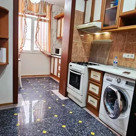 ЛАХУТИ, 2-Х КОМН Квартира