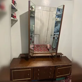 Mebel üç açylýan