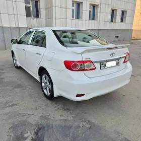 Toyota Corolla 2013