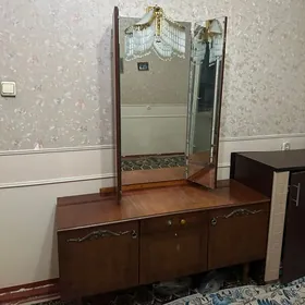 Mebel üç açylýan