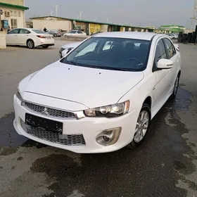 Mitsubishi Lanser 2016