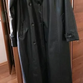 кожанный плащь