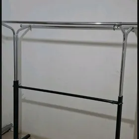 Стойка для вешей