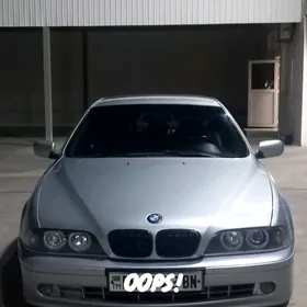 BMW E39 1999