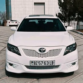 Toyota Camry 2011