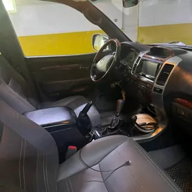 Toyota Land Cruiser Prado 2008