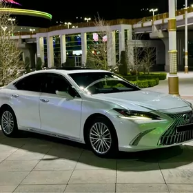 Lexus ES 350 2023