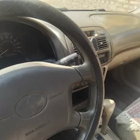 Toyota Corolla 2000