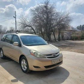 Toyota Sienna 2006