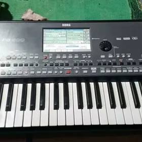 Korg PA 600