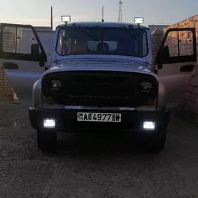 UAZ 469 1998