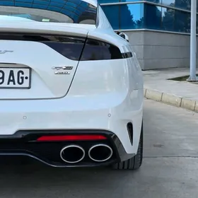 Kia Stinger 2021
