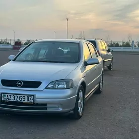 Opel Astra 2003