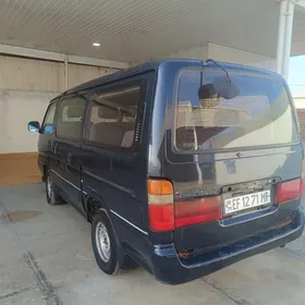 Toyota Hiace 1989