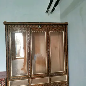 Ýogran düşek örýän şfaner