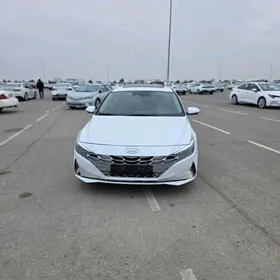 Hyundai Elantra 2022