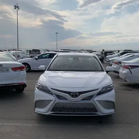 Toyota Camry 2022