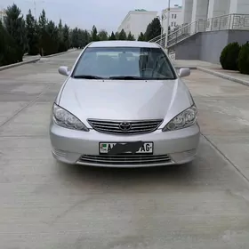 Toyota Camry 2005