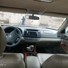 Toyota Camry 2005