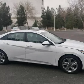 Hyundai Elantra 2021
