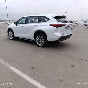 Toyota Highlander 2020